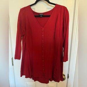 Excellent condition red Torrid blouse, size 0 (0X)